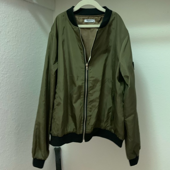 Bomber jacket - Picture 4 of 4